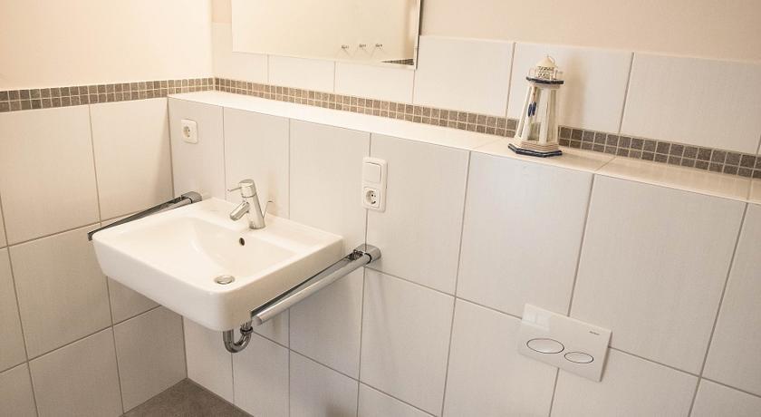 Ferienwohnung Aalfaenger Breege Esterno foto